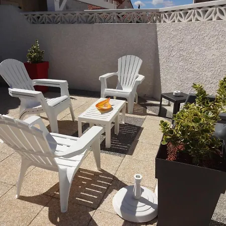 Σπίτι διακοπών Maison De Climatisee 600m De La Cour Privative Et Parking Port-la-Nouvelle